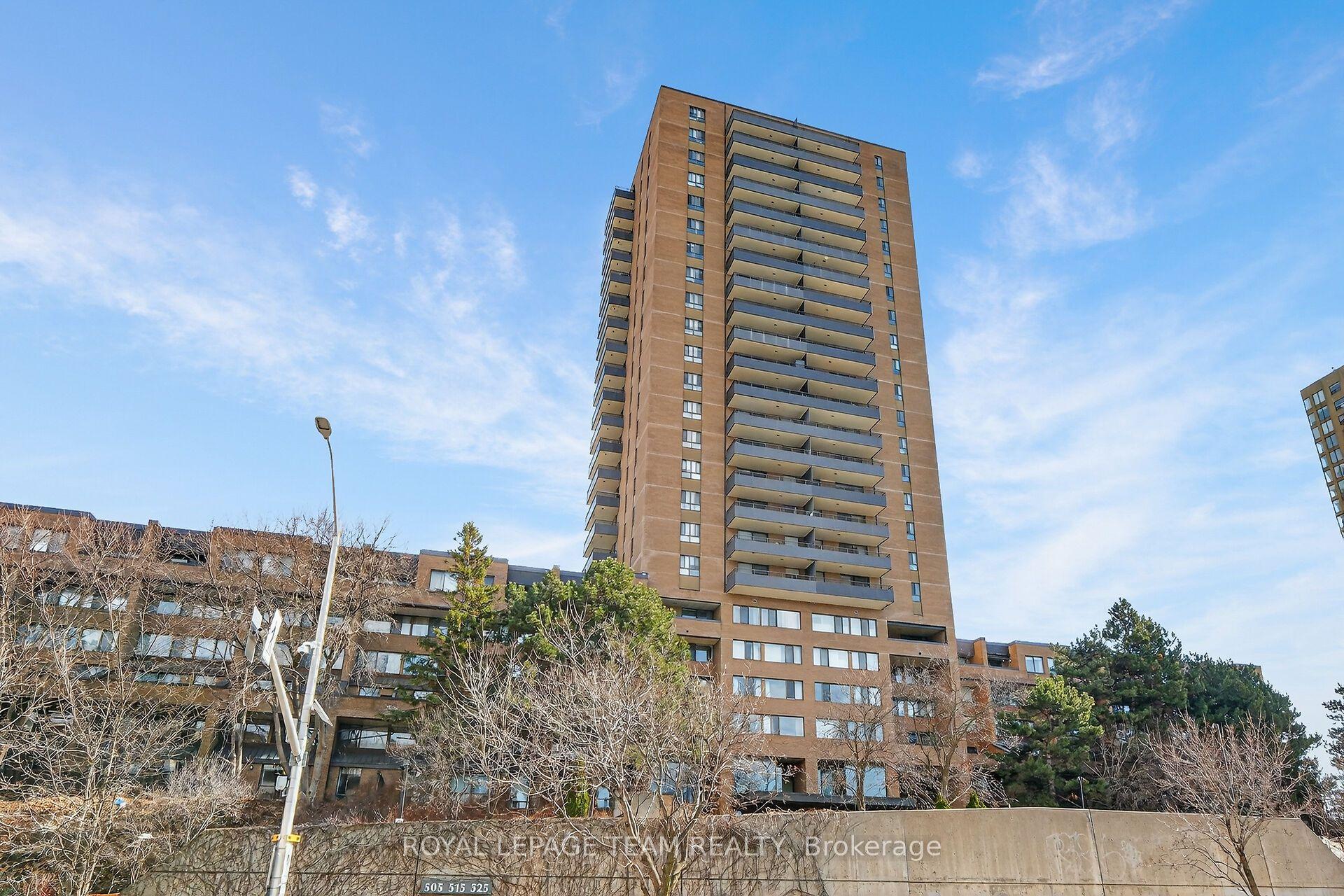 515 St Laurent Boulevard S 1809 #1809 — photo 1