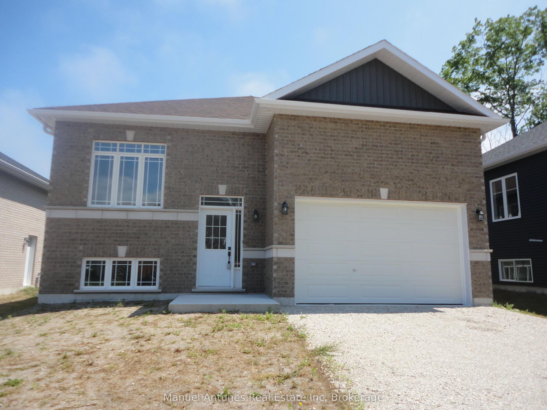 4 Joanne Crescent — photo 1