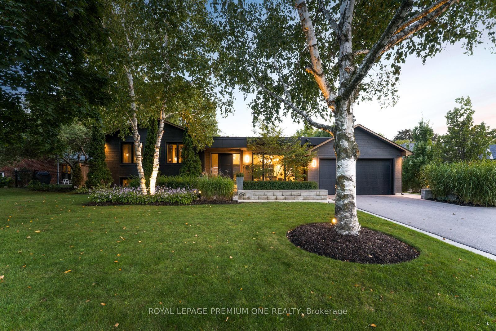 49 Norman Drive, King — Detached for sale, photo 1