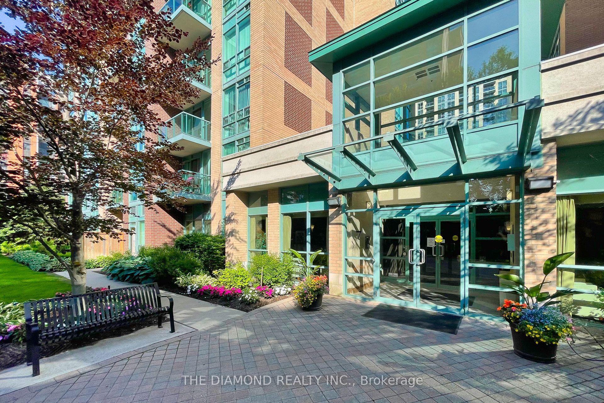 7 Michael Power Place 1508 #1508 — photo 1