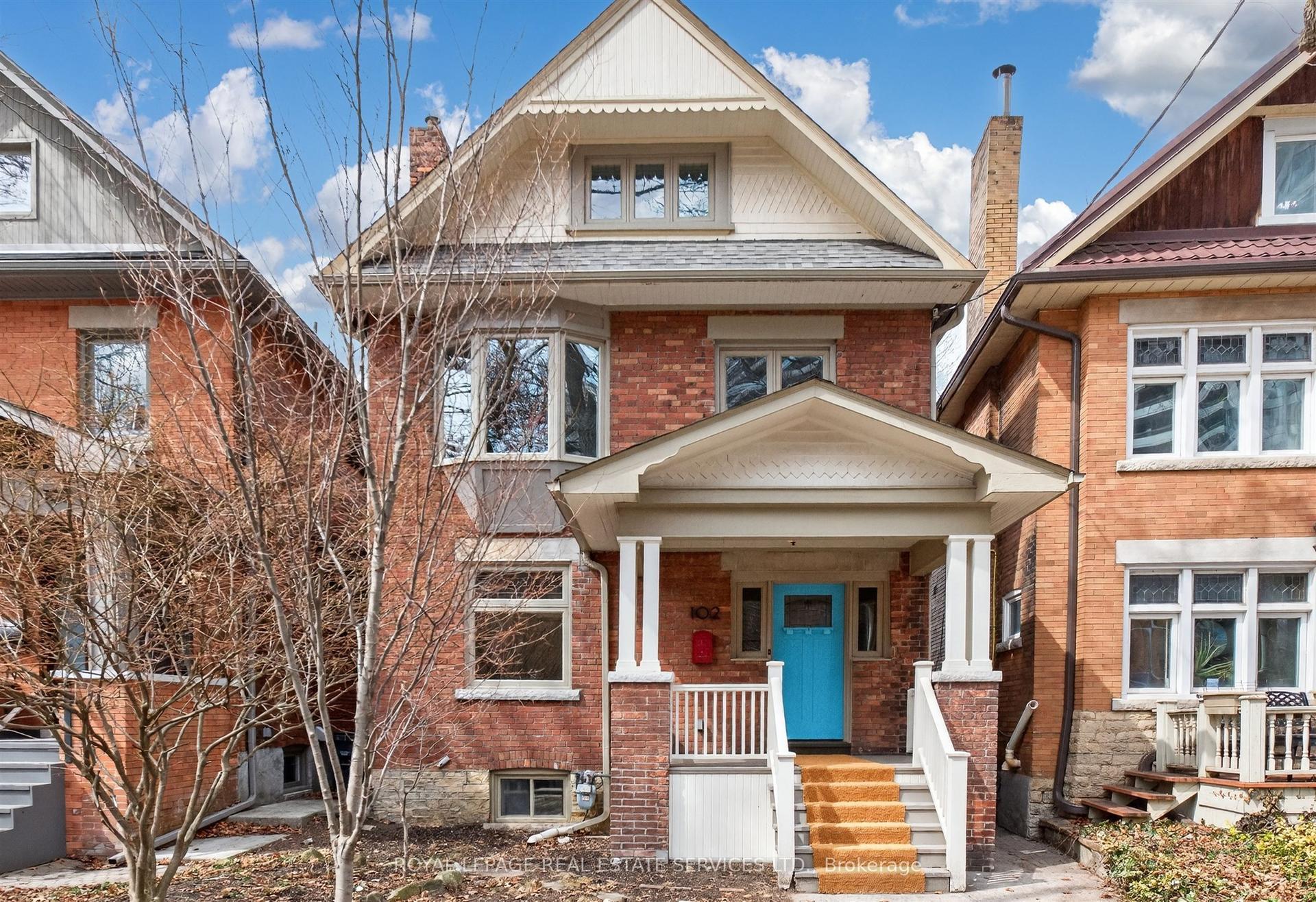 102 Gothic Avenue — photo 1