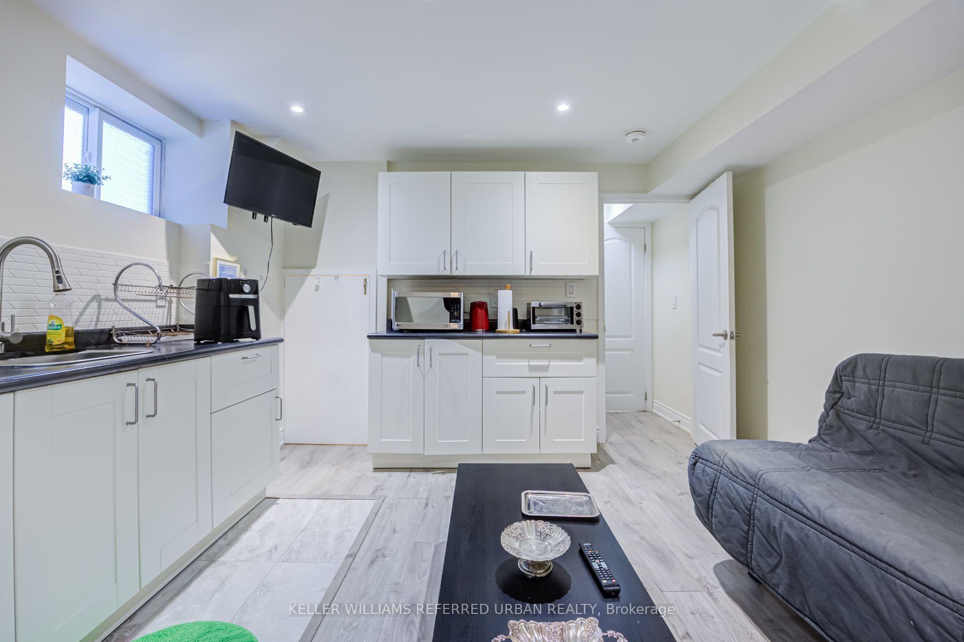 60 Mynden Way Bsmt #Bsmt, Newmarket — Detached for lease, photo 1
