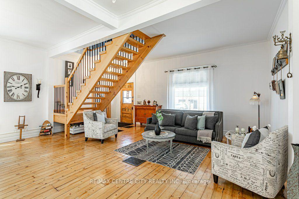 971 Elias Street, London East — Detached for sale, photo 1