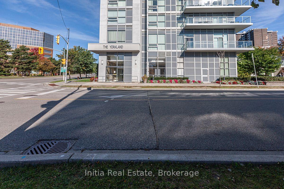 275 Yorkland Road 410 #410, Toronto — Condo for lease, photo 1