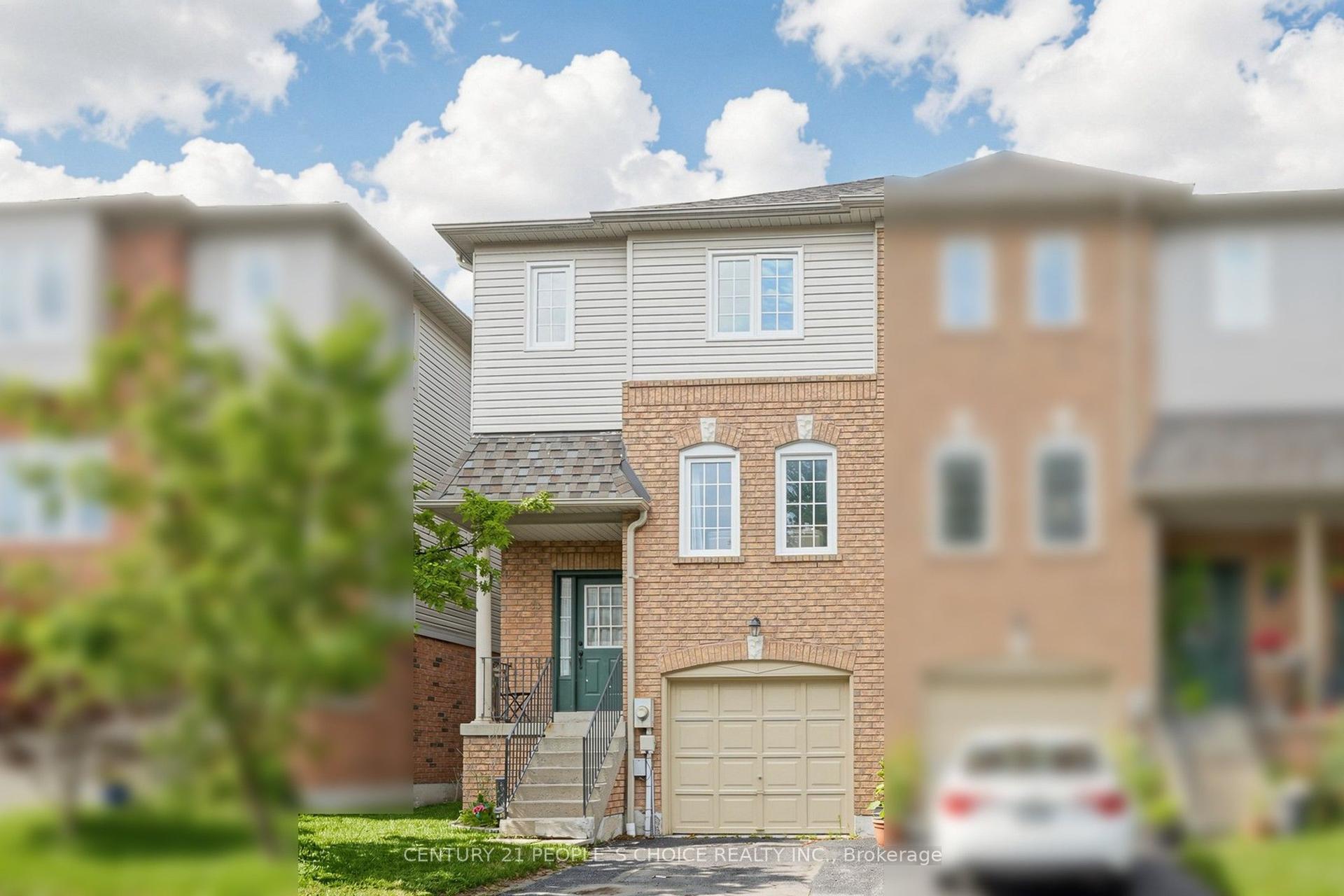 33 Aspen Park Way 15 #15, Whitby — Condo Town for sale, photo 1