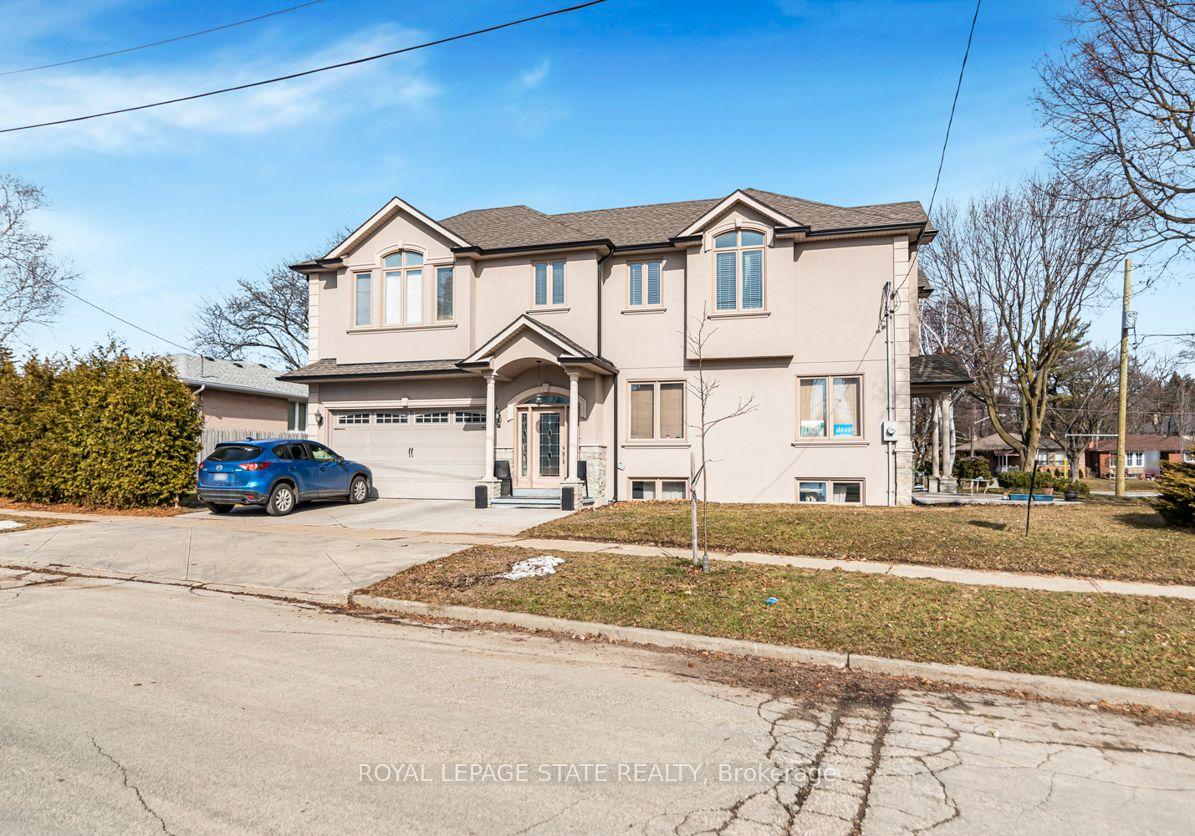 6 Griggsden Avenue — photo 1