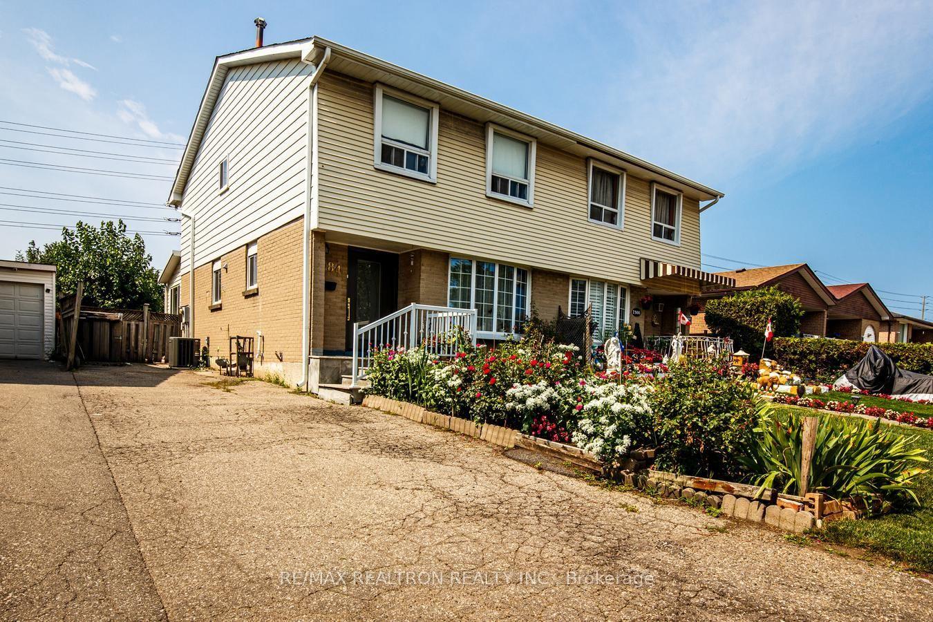 7384 Sills Road, Mississauga — Semi-Detached for sale, photo 1