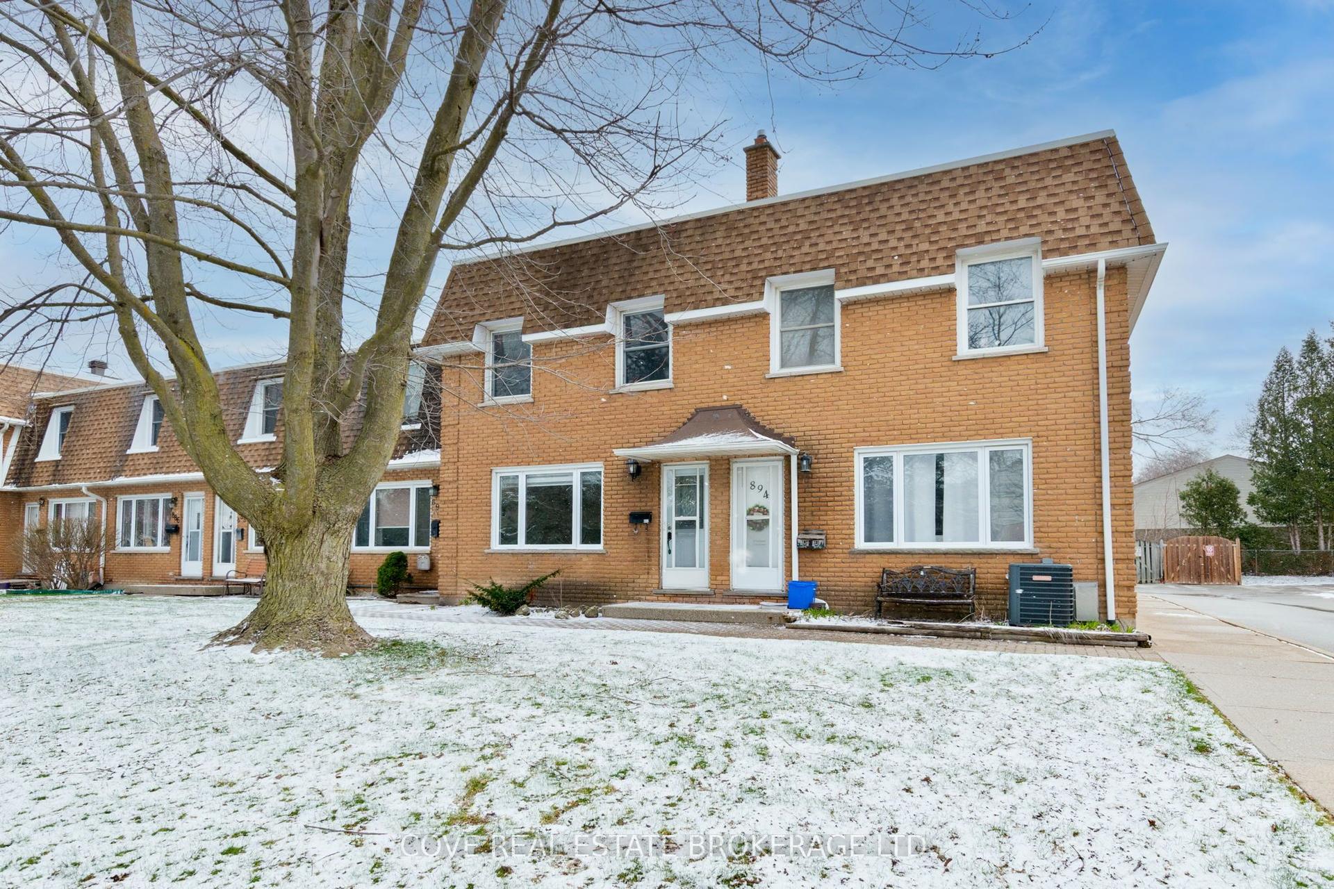 892 Notre Dame Drive — photo 1