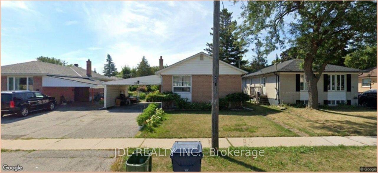 11 Hawkedon Crescent, Toronto — Detached for sale, photo 1