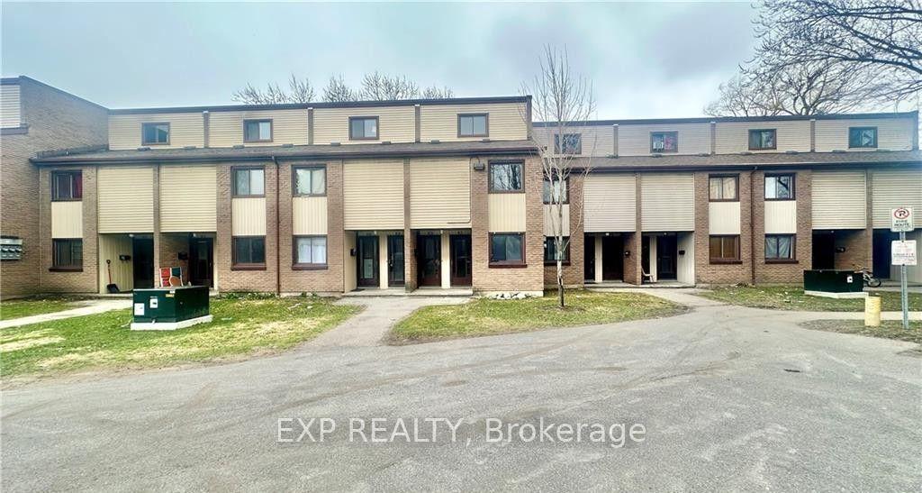1200 Courtland Avenue E 9 #9, Kitchener — Condo Town for lease, photo 1