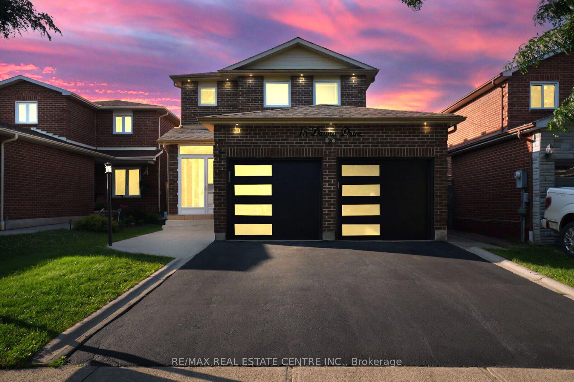 15 Donna Drive, Brampton — Detached for sale, photo 1
