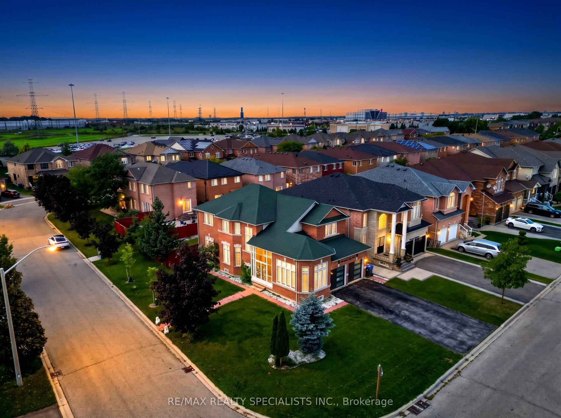 3463 Crimson King Circle, Mississauga — Detached for sale, photo 1