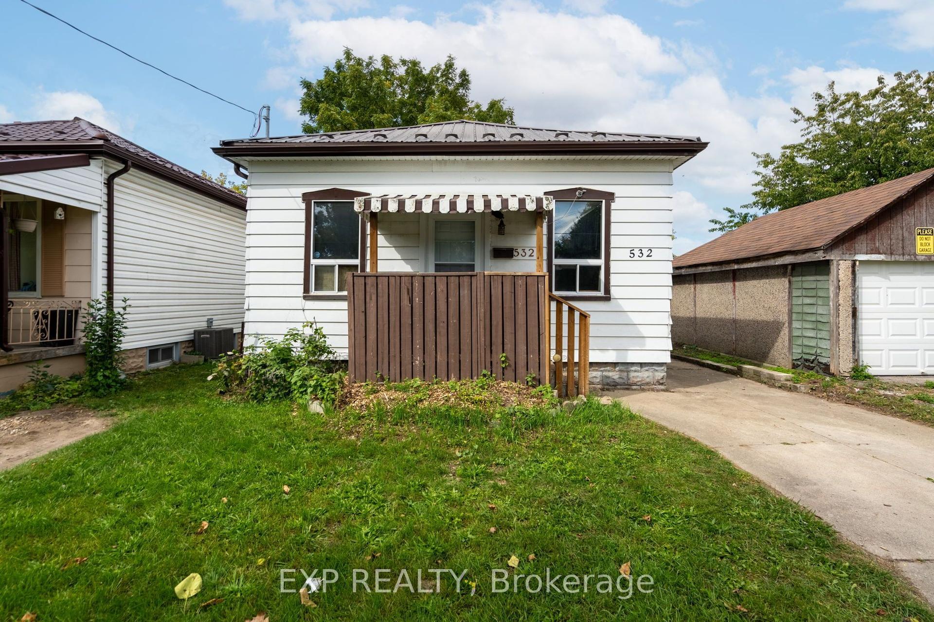 532 Nelson Street, London East — Detached for sale, photo 1