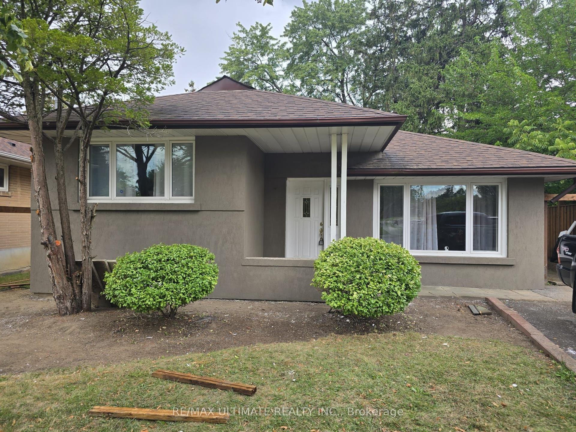 50 Charlemont Crescent, Toronto — Detached for lease, photo 1