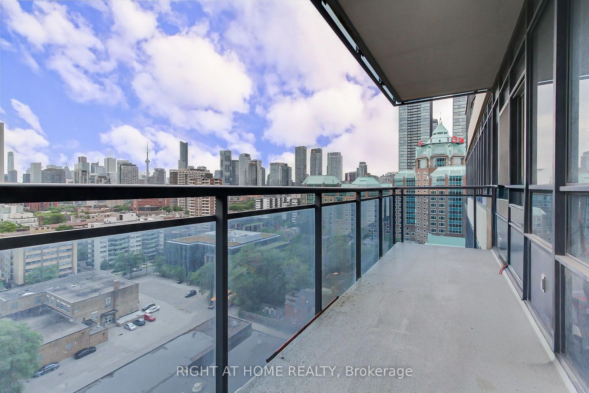 28 Linden Street 1405 #1405, Toronto — Condo for sale, photo 1