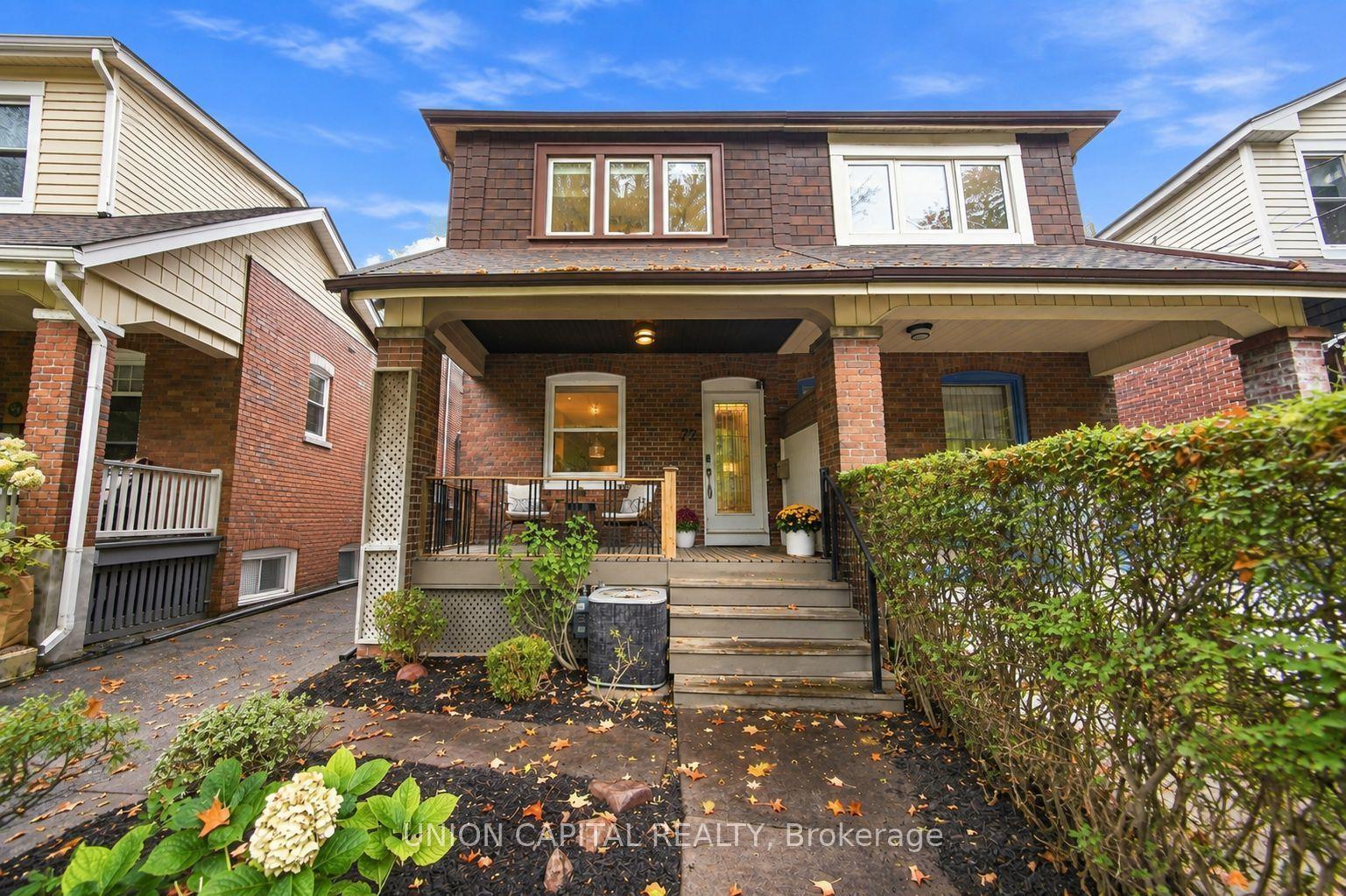 72 Robbins Avenue, Toronto — Semi-Detached for sale, photo 1