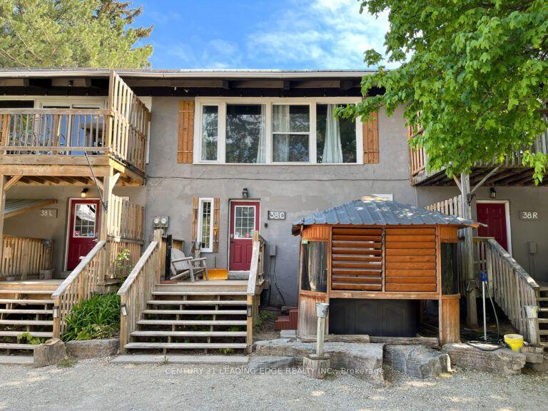 190-192-194 Tyrolean Lane, Blue Mountains — Townhouse for sale, photo 1