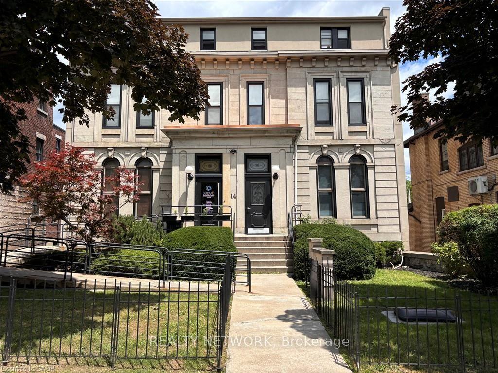 14 Duke Street — photo 1