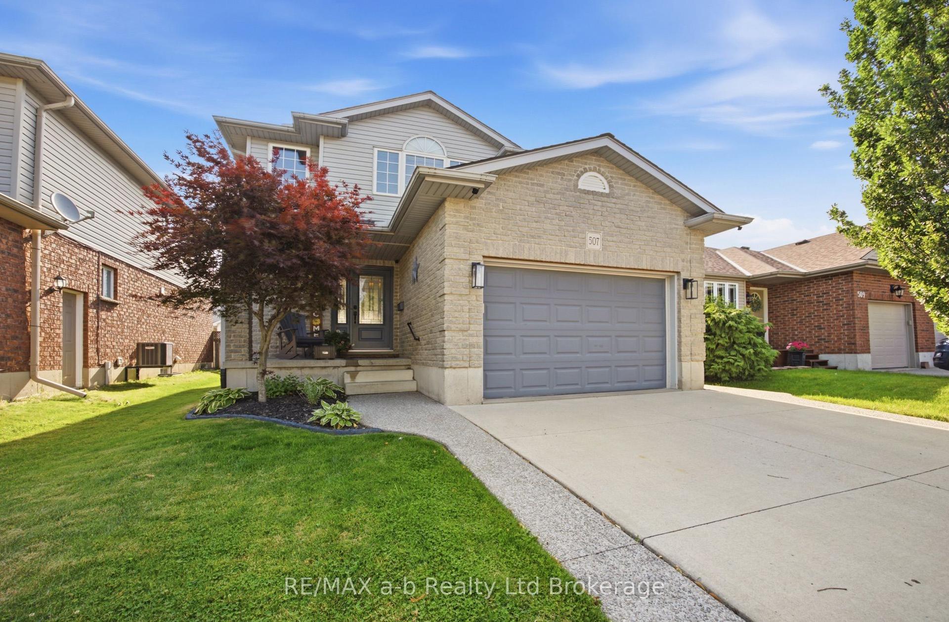507 HUMMINGBIRD Crescent, Woodstock — Detached for sale, photo 1