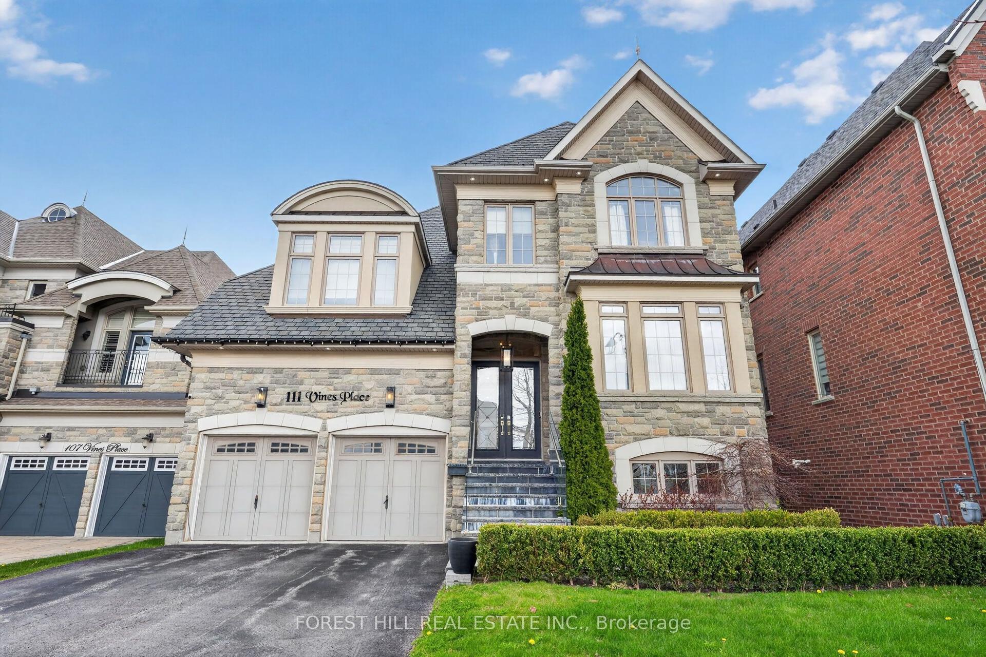 111 Vines Place — photo 1