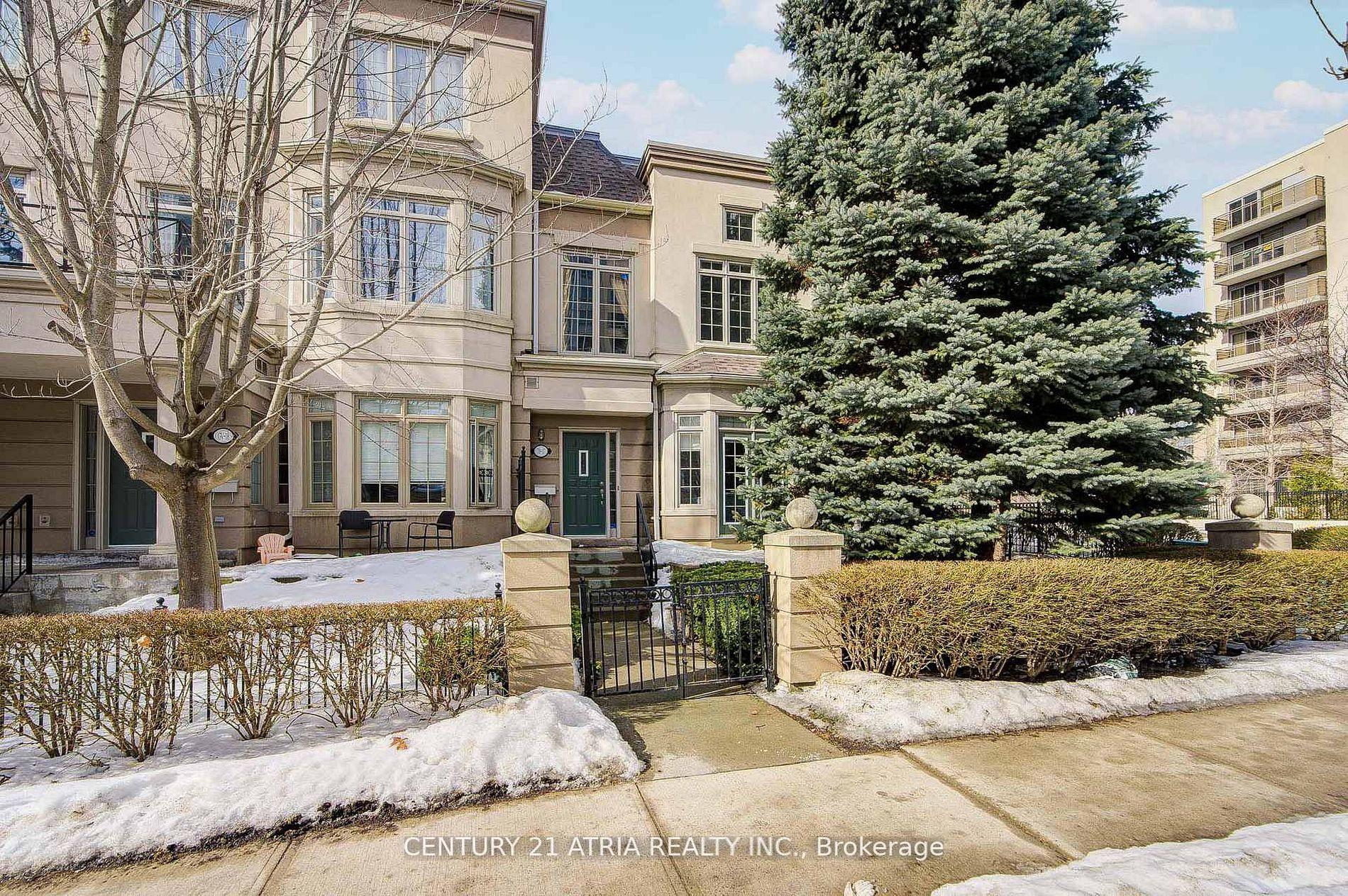 17 Barberry Place Th117 #Th117 — photo 1