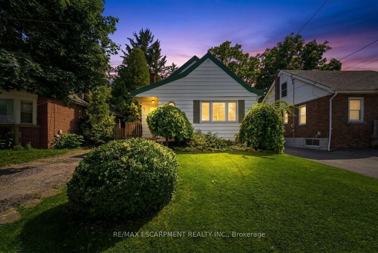 61 GLENMOUNT Avenue, Hamilton — Detached for sale, photo 1