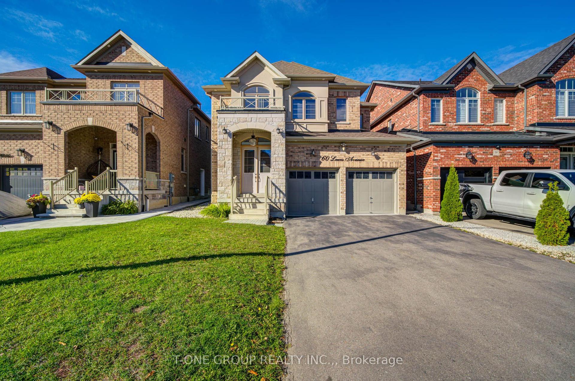 60 LEWIS Avenue — photo 1