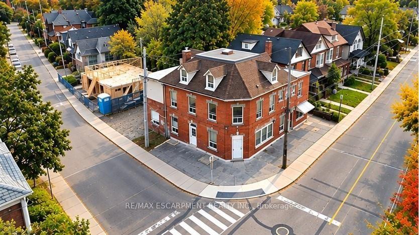 74 Locke Street N, Hamilton — Multiplex for sale, photo 1