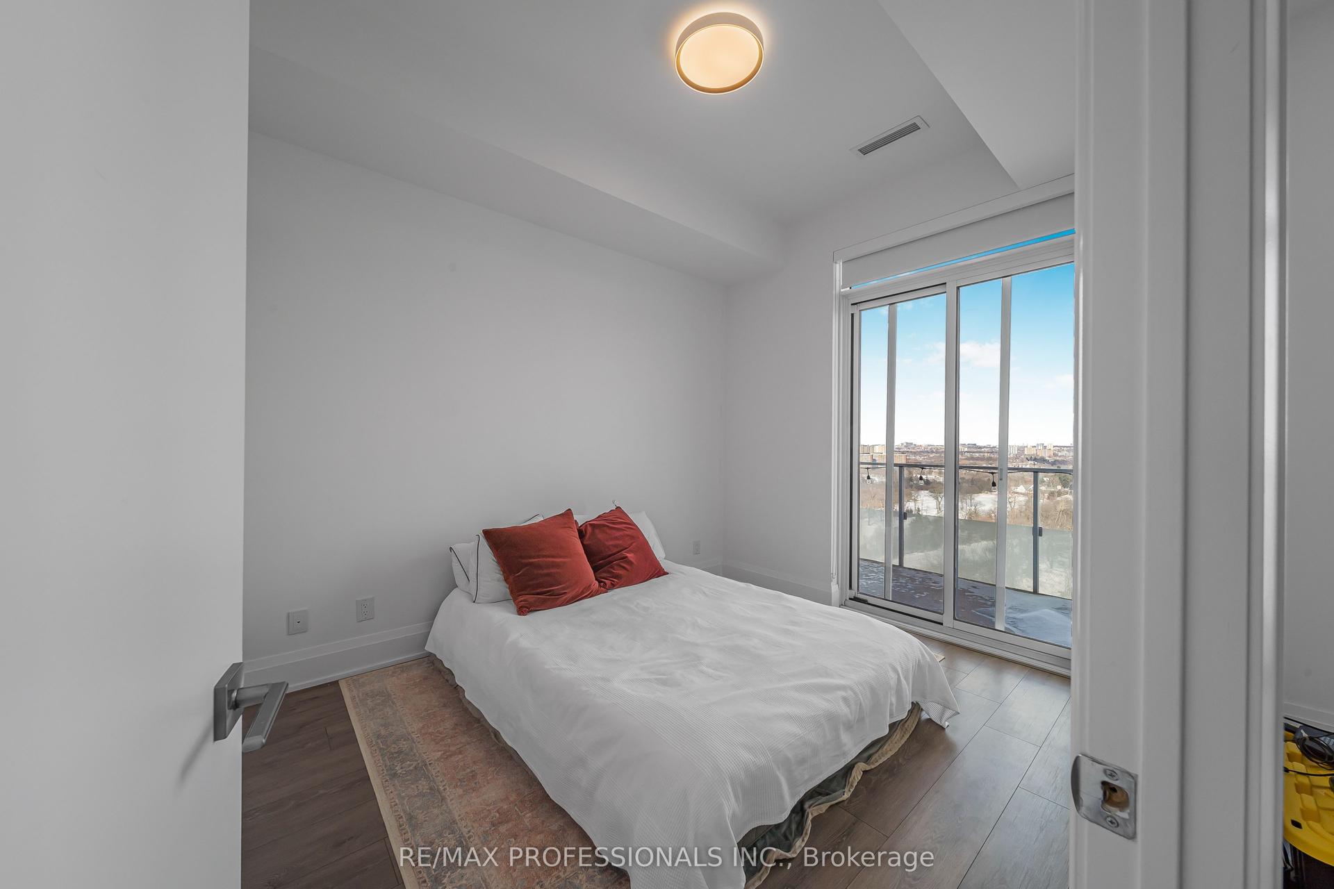 20 Brin Drive 2005 #2005 — photo 1