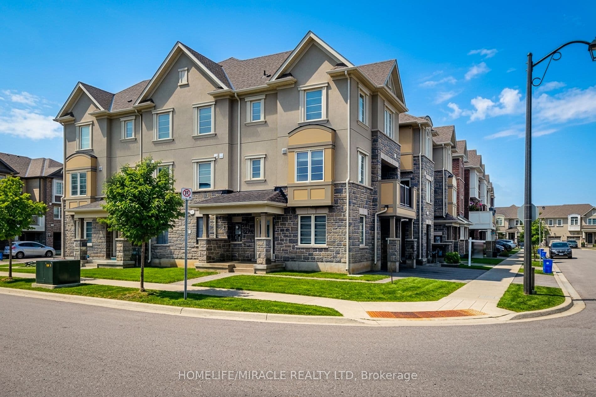 1274 Wintergreen Place — photo 1