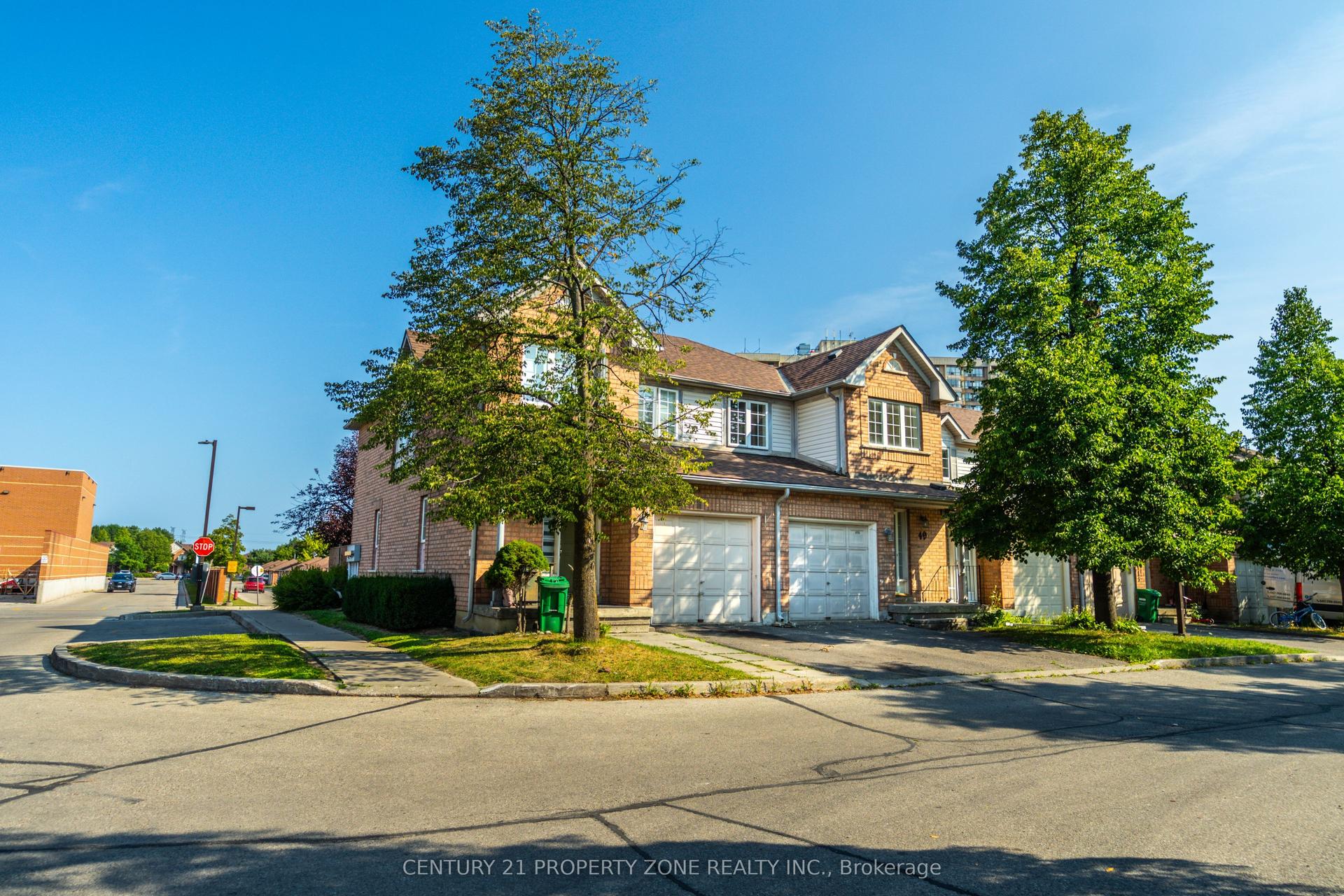 35 Malta Avenue 49 #49, Brampton — Condo Town for lease, photo 1