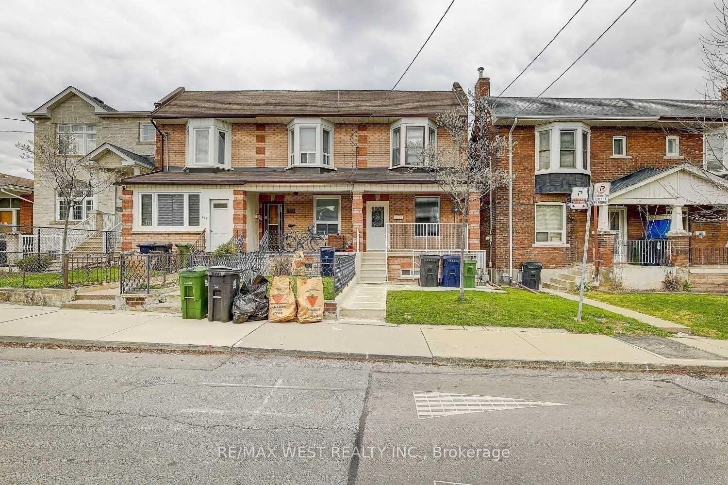 231 Rosemount Avenue, Toronto — Townhouse for sale, photo 1