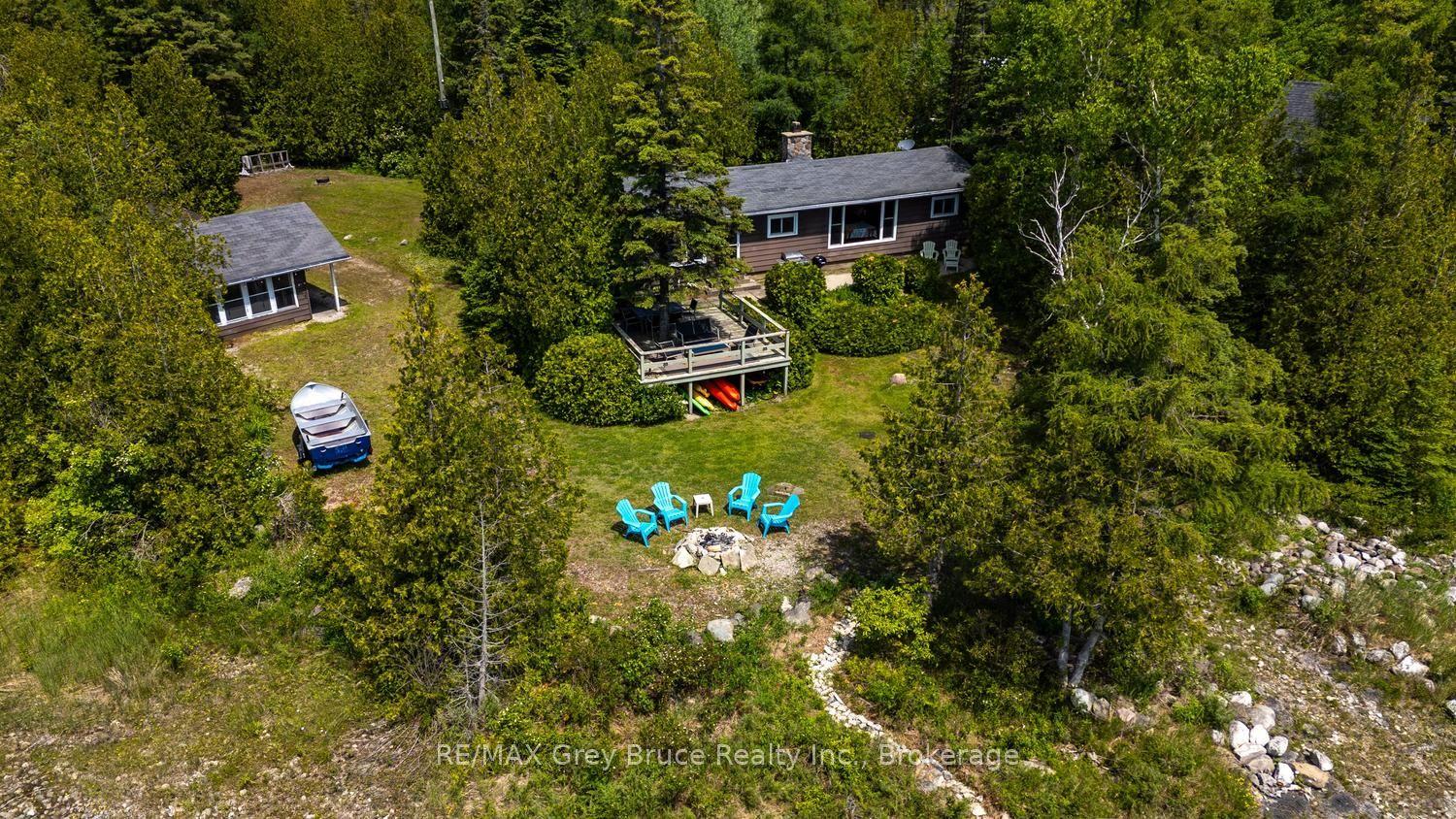 594 Warner Bay Road — photo 1