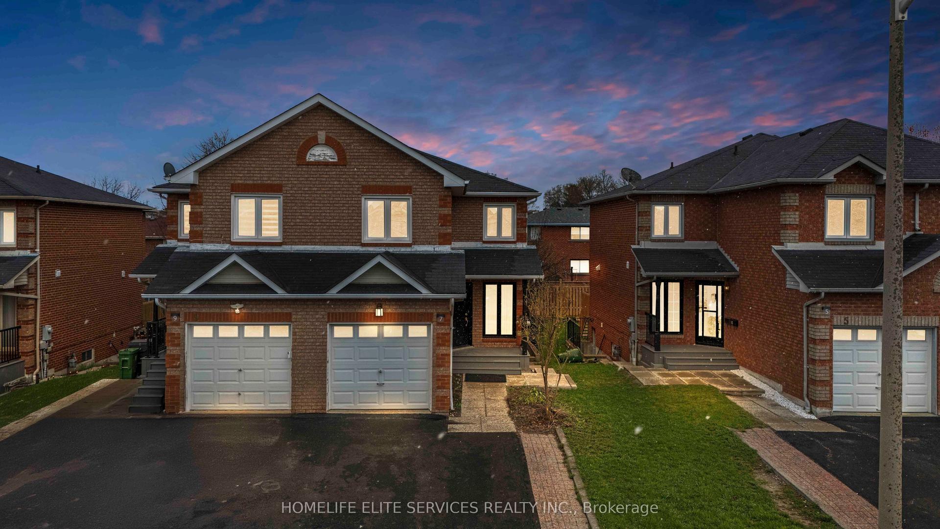 7 Lenthall Avenue — photo 1