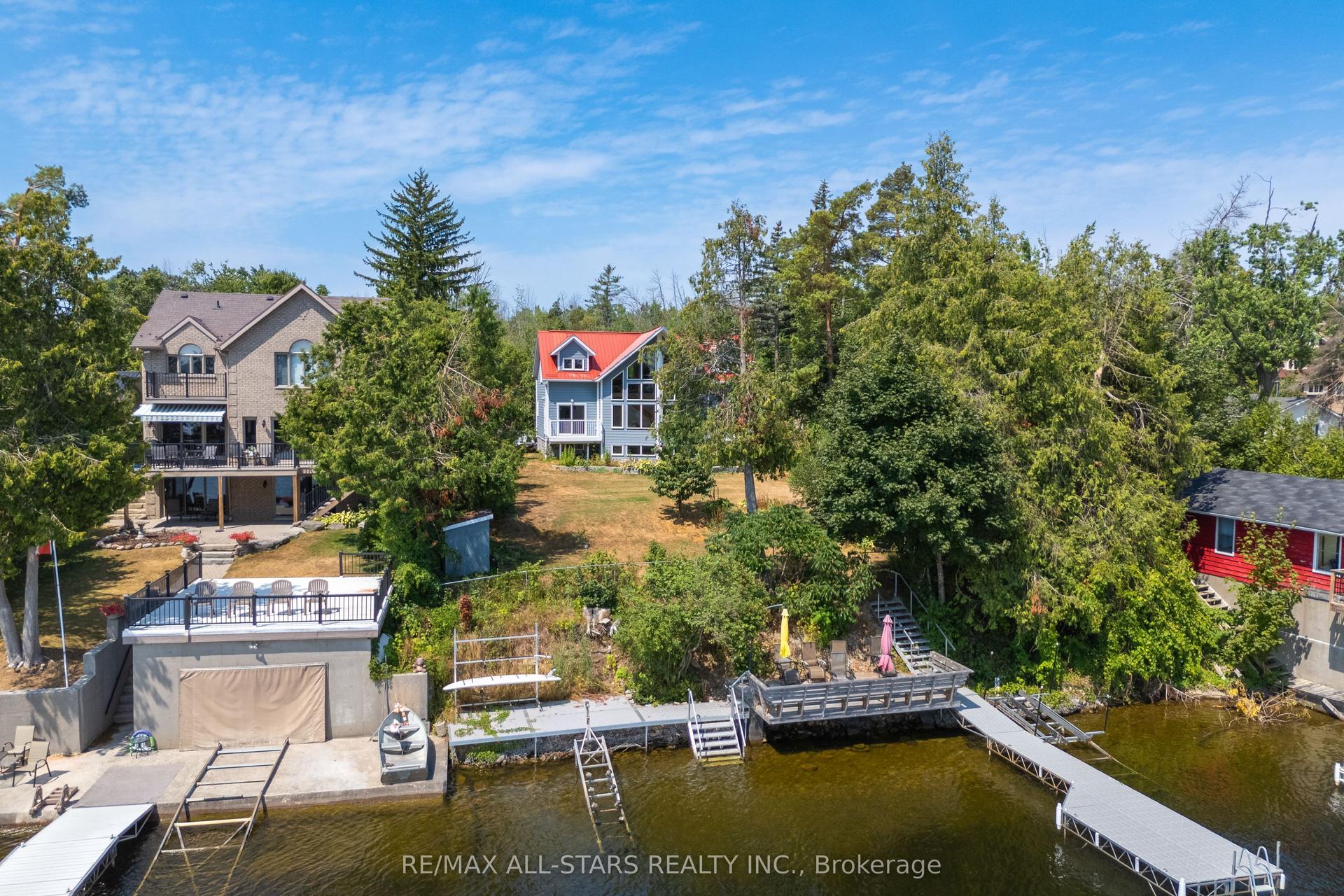 9 Briar Street — photo 1