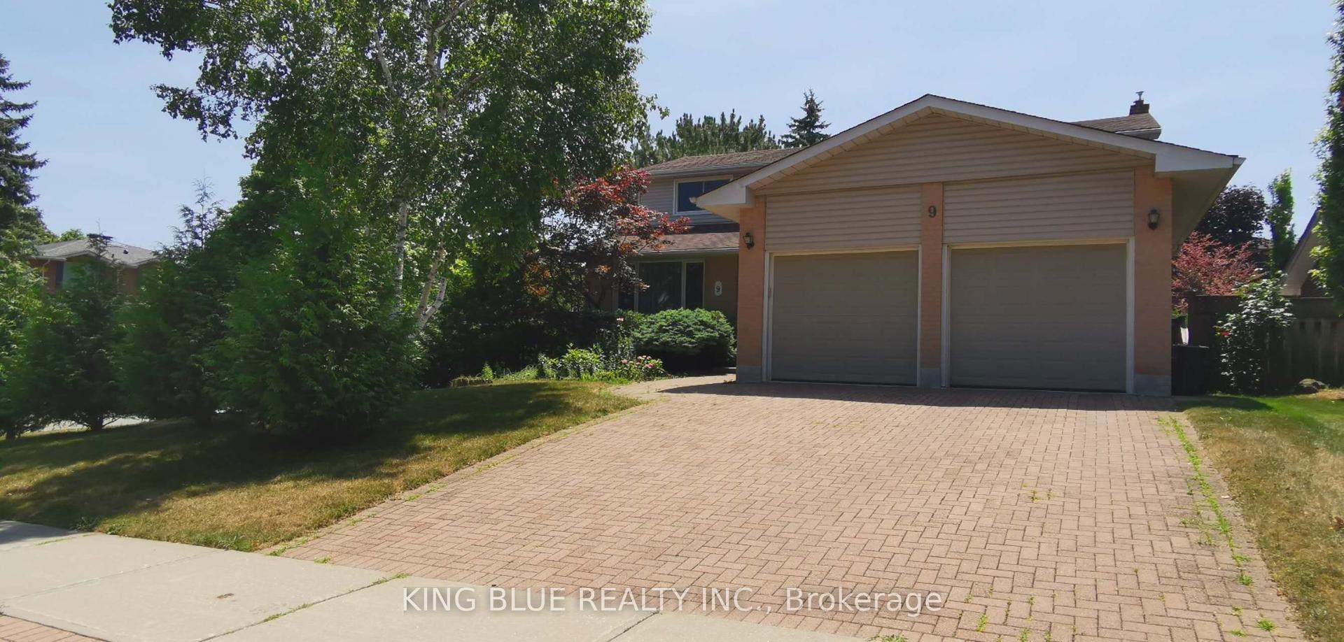 9 Denlow Boulevard, Toronto — Detached for lease, photo 1
