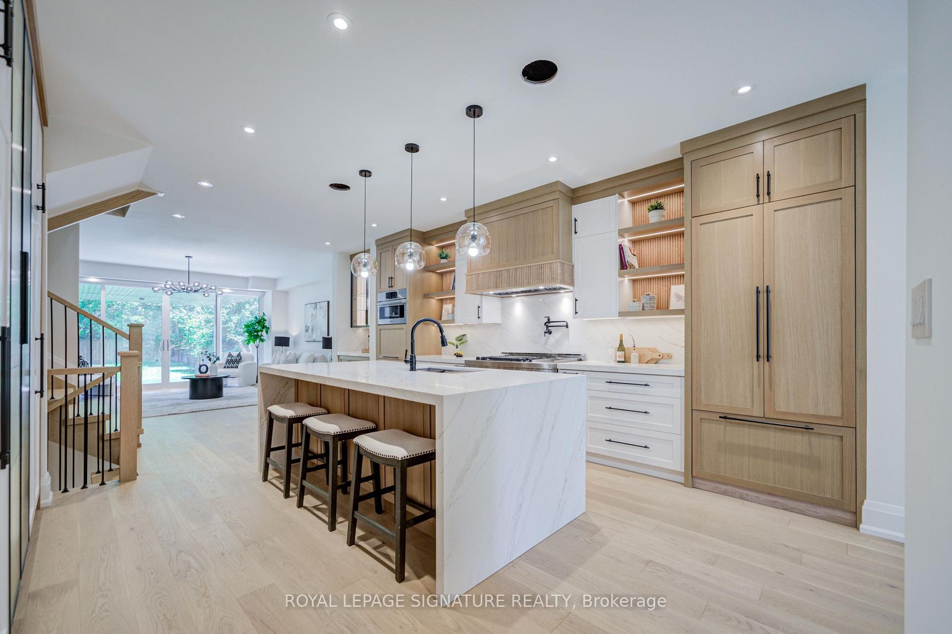 971 Filmandale Road, Burlington — Detached for sale, photo 1