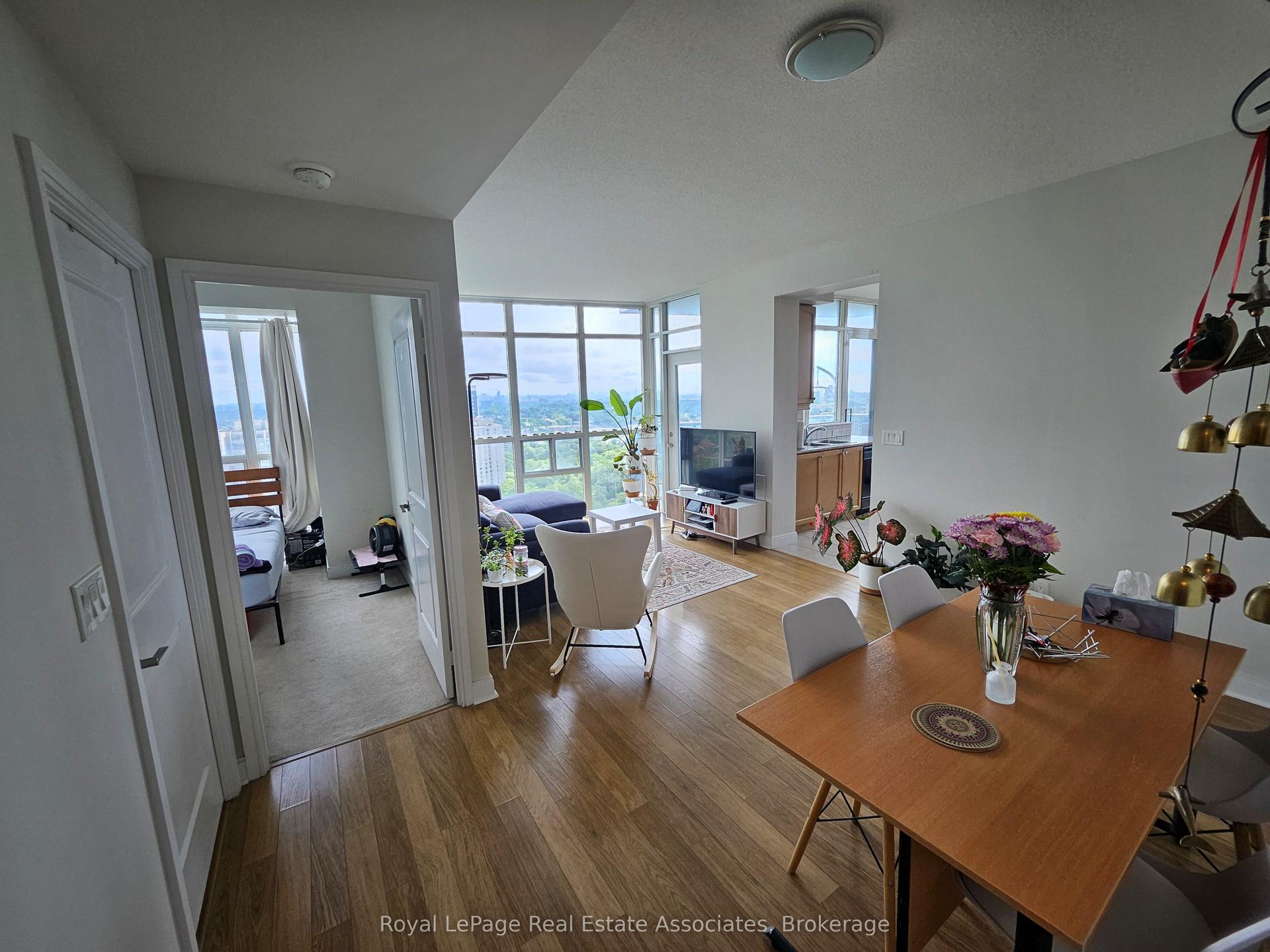 90 Absolute Avenue 2103 #2103, Mississauga — Condo for lease, photo 1
