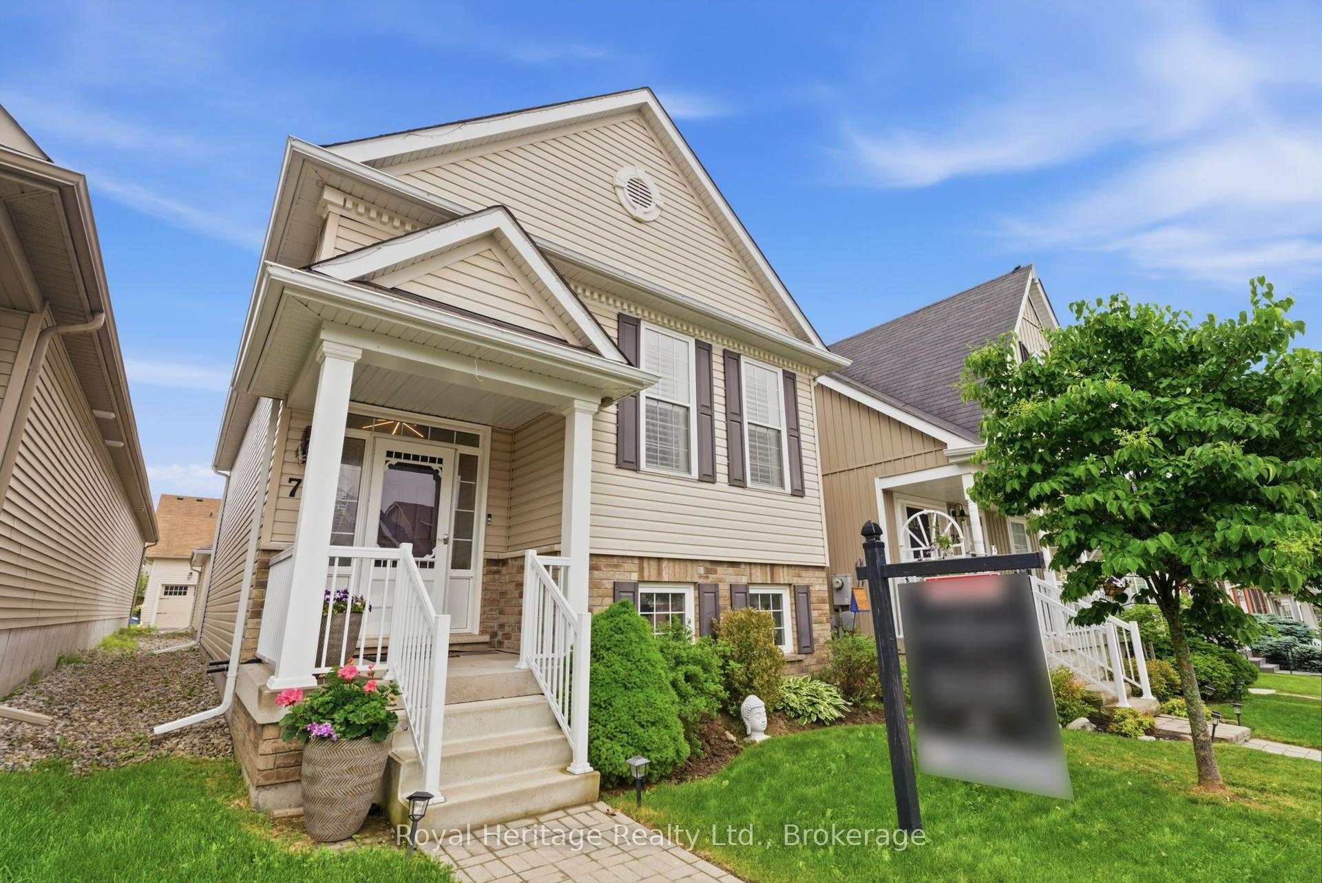 78 Greenaway Circle — photo 1