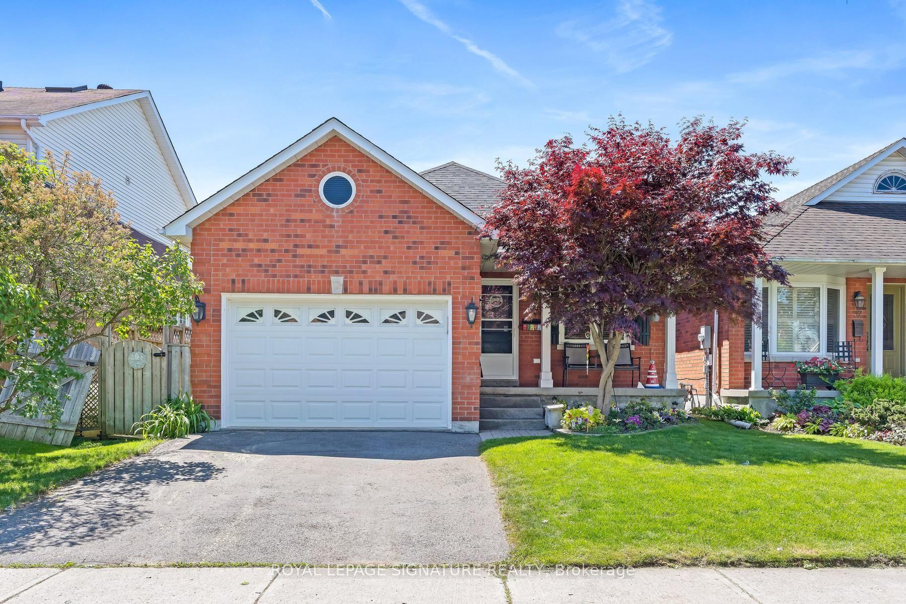 29 Newport Avenue — photo 1