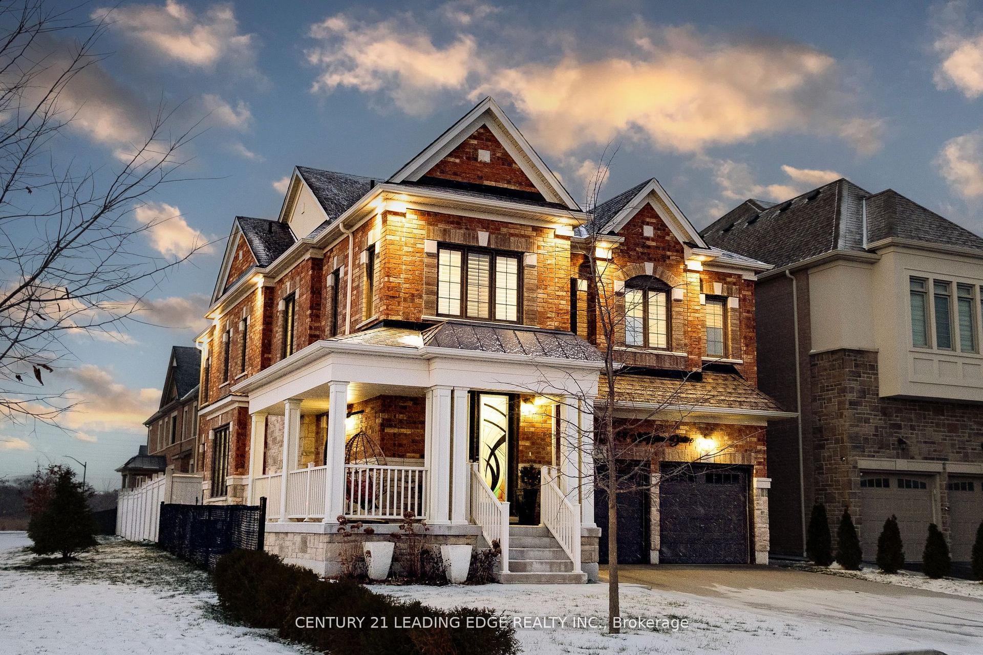 34 Huggins Drive — photo 1