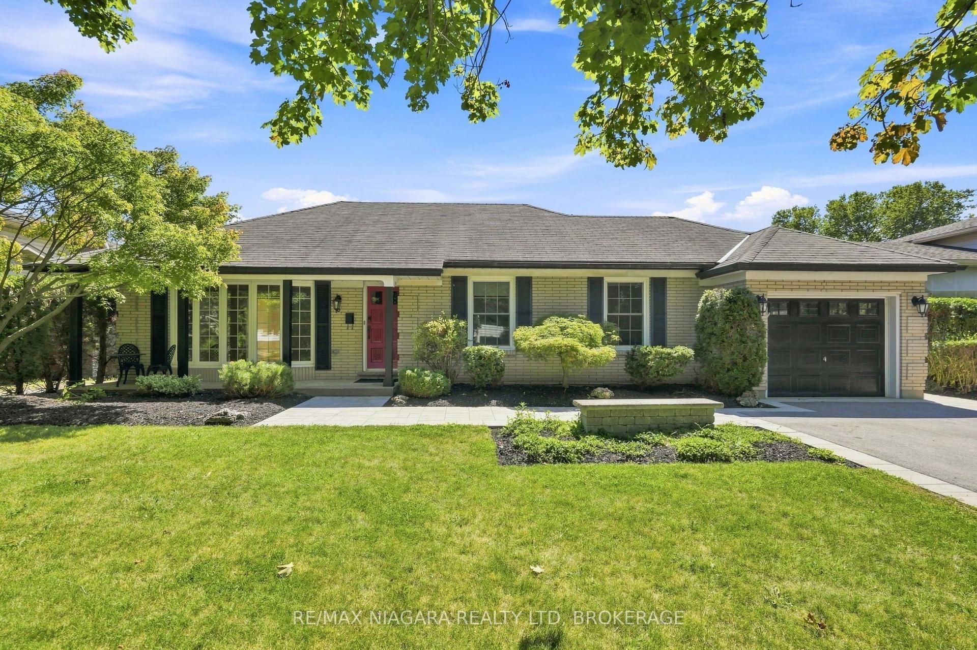 6 Royal Oak Drive, St. Catharines — Detached for lease, photo 1