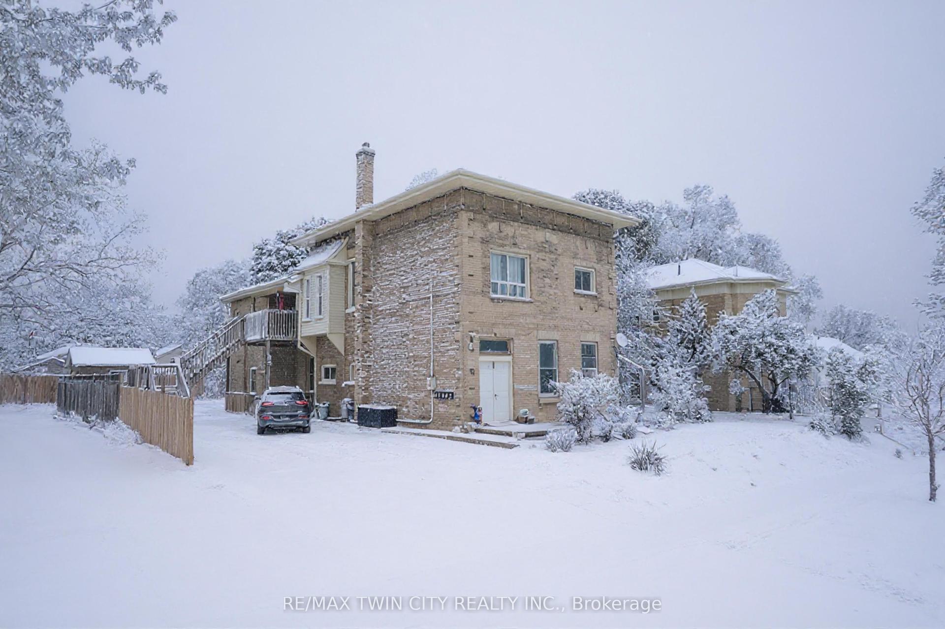 84 sheridan Street — photo 1