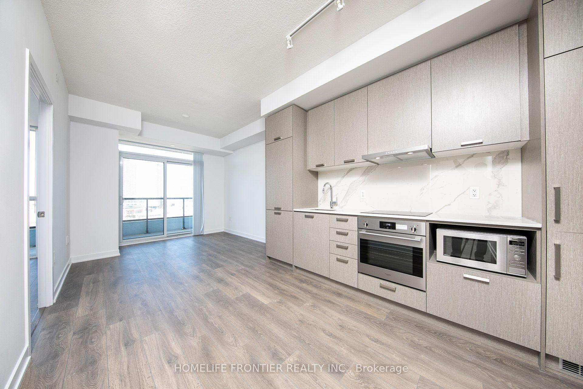 38 Honeycrisp Crescent 1712 #1712, Vaughan — Condo for lease, photo 1