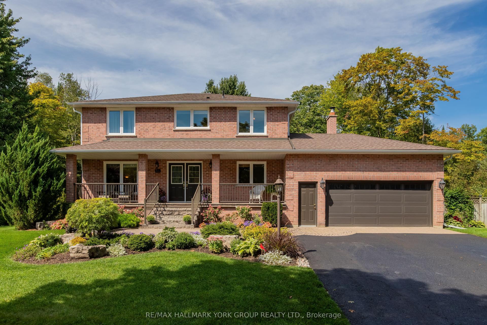 34 Amberglen Court, East Gwillimbury — Detached for sale, photo 1