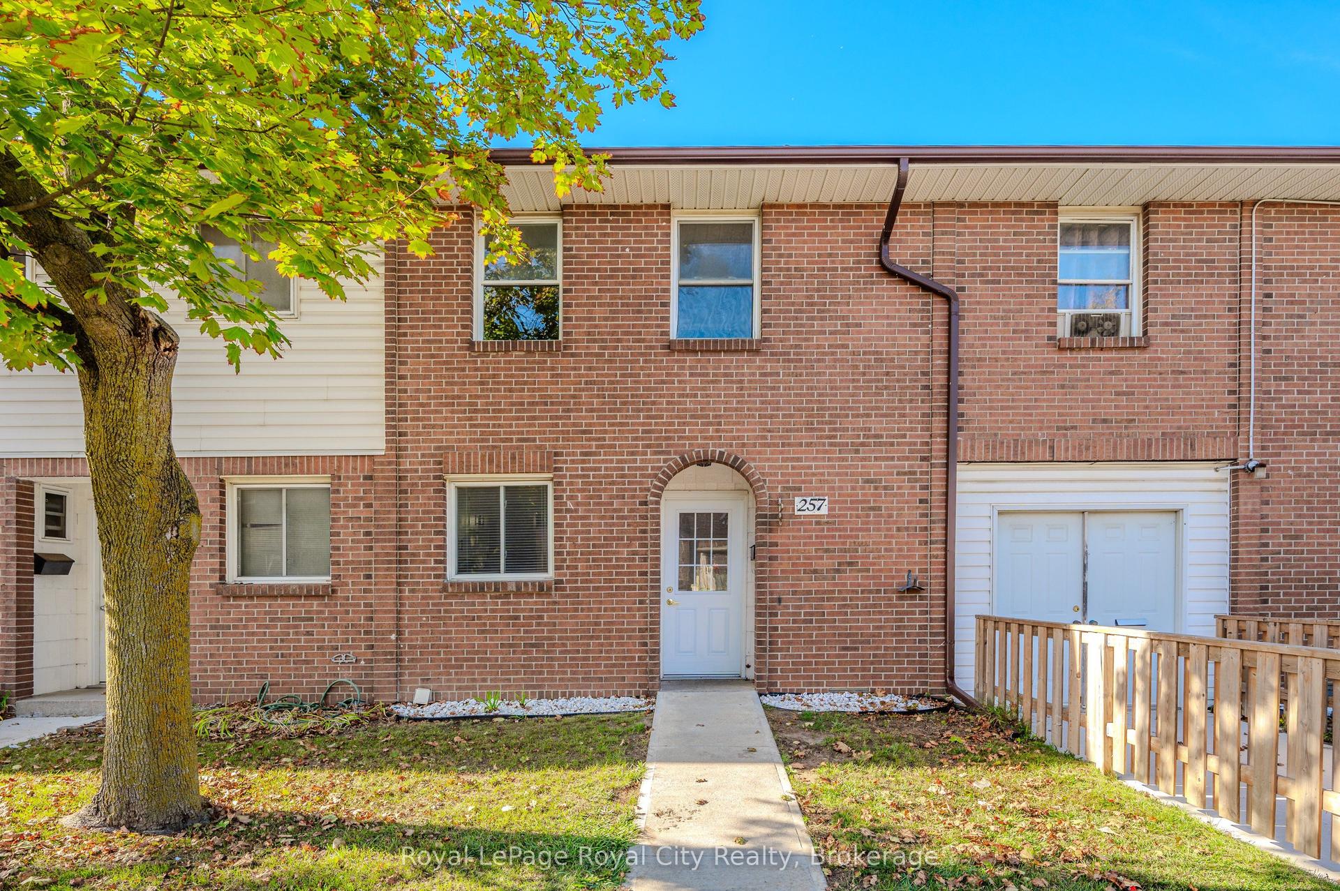 31 Greengate Road 257 #257, Guelph — Condo Town for lease, photo 1
