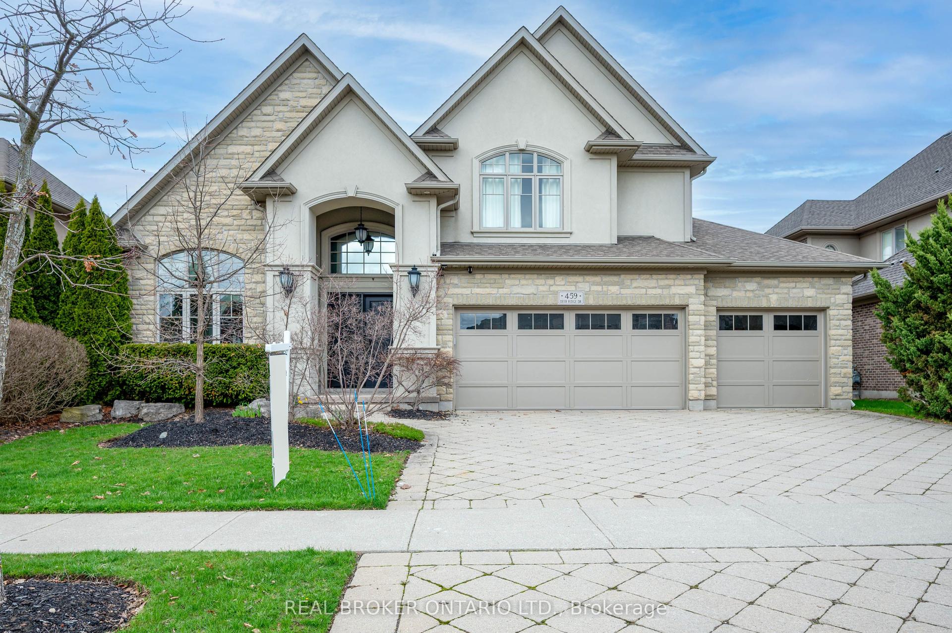 459 Deer Ridge Drive — photo 1