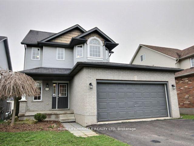 572 Simon Street — photo 1
