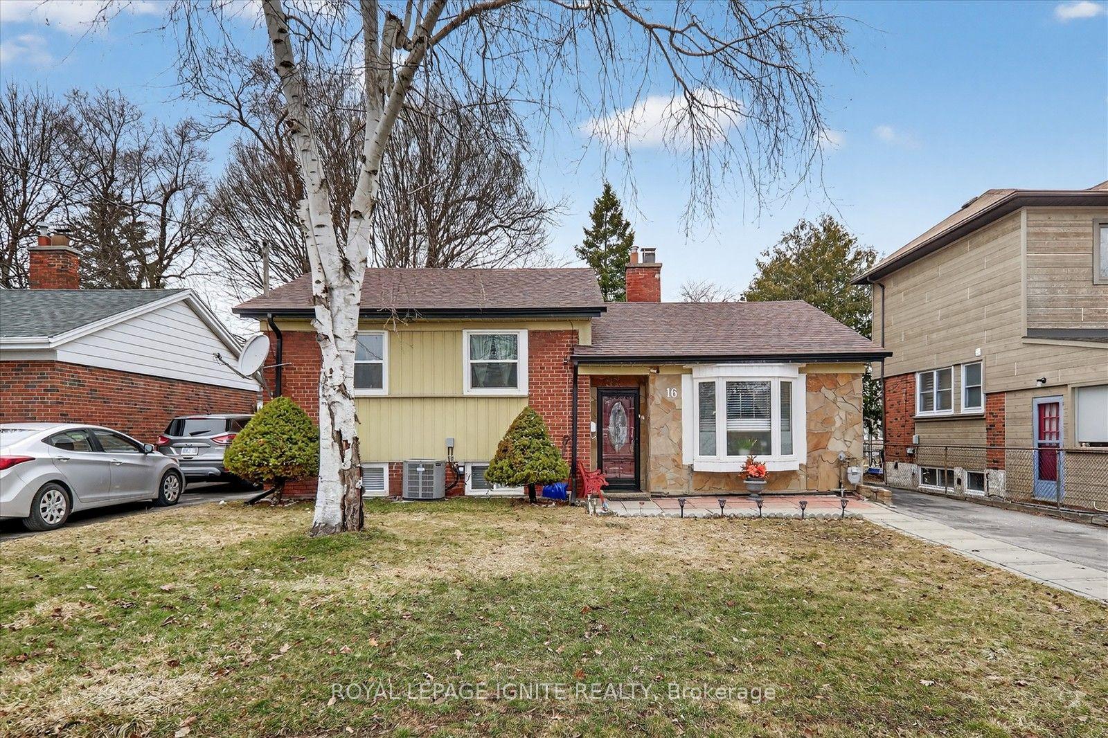 16 Vankirk Road — photo 1