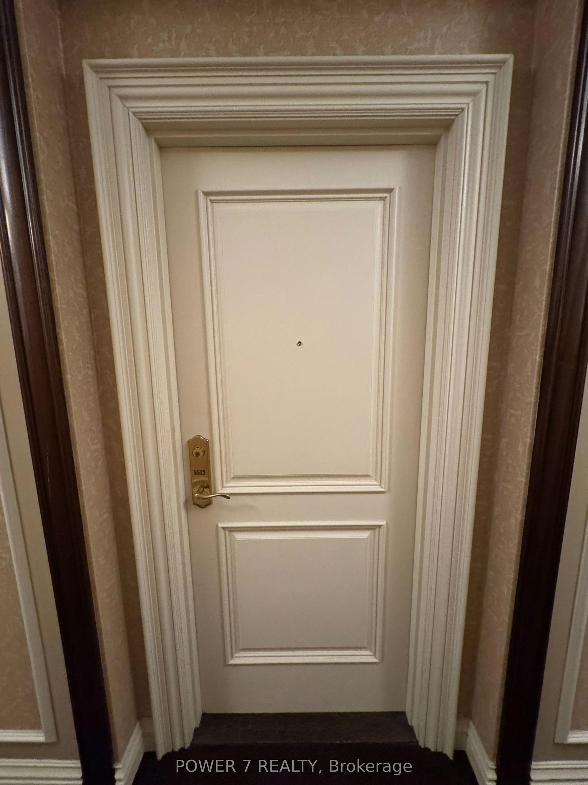 9235 Jane Street 1615 #1615 — photo 1